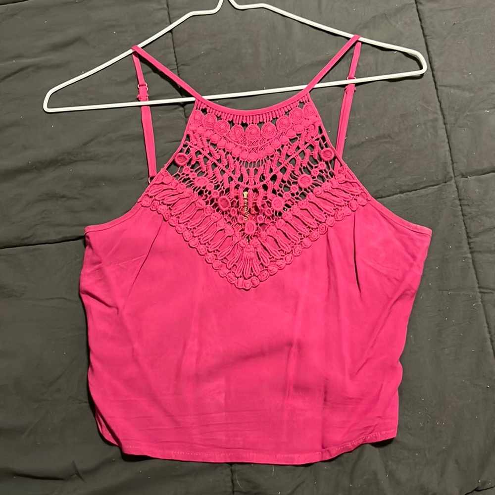 Adorable crop top with zipper back